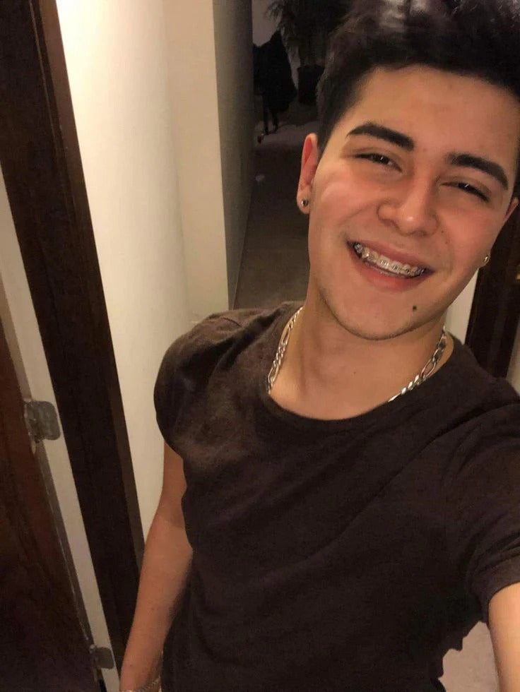 files/imgi_18_Muchacho.jpg